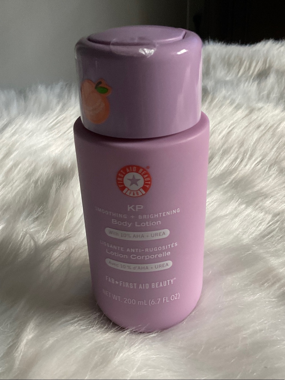 First Aid Beauty KP Smoothing + Brightening Body Lotion - IN FRESH PEACH